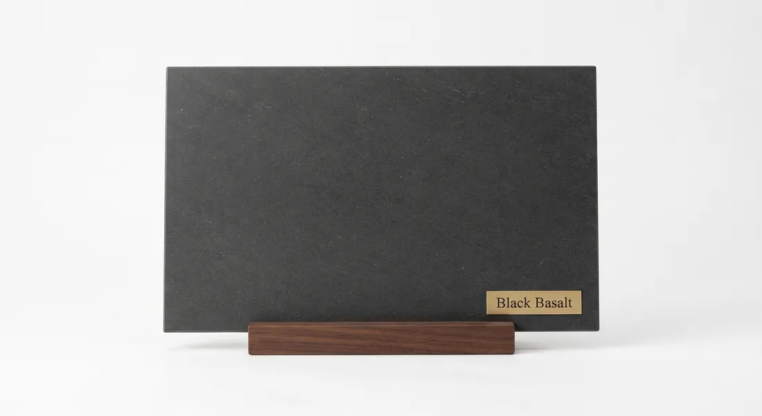 Black — Basalt